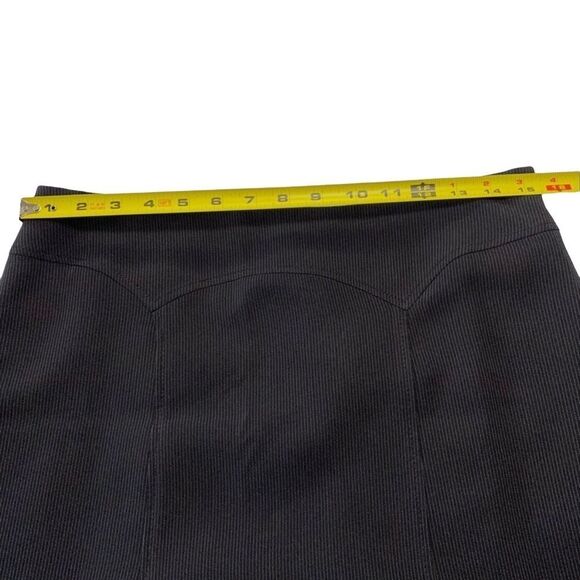 TAHARI Skirt Narrow Pinstripe A-line Slightly Flared Sz 8 Corpcore Work Office - Picture 10 of 11